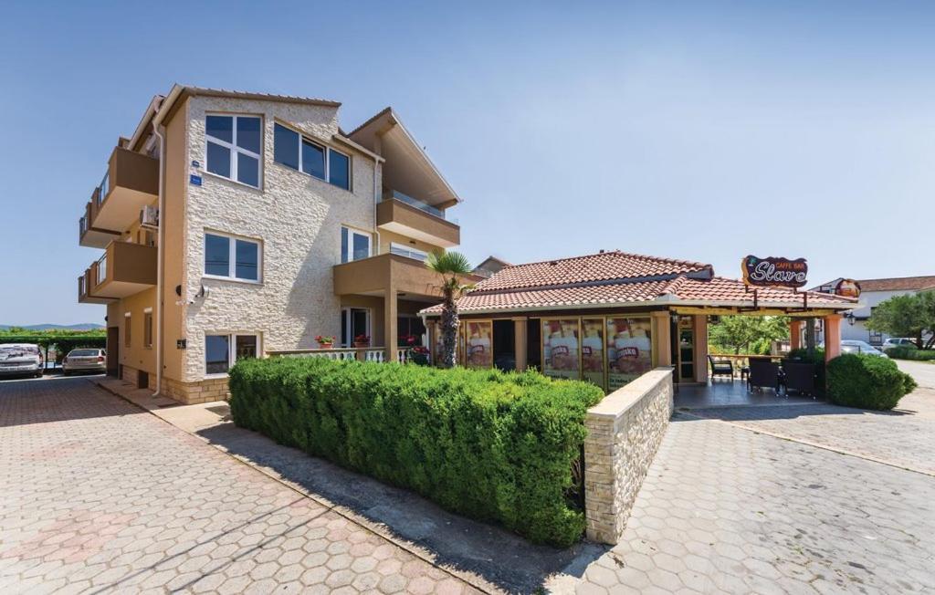 Apartments Mikulic Biograd Na Moru Exteriör bild