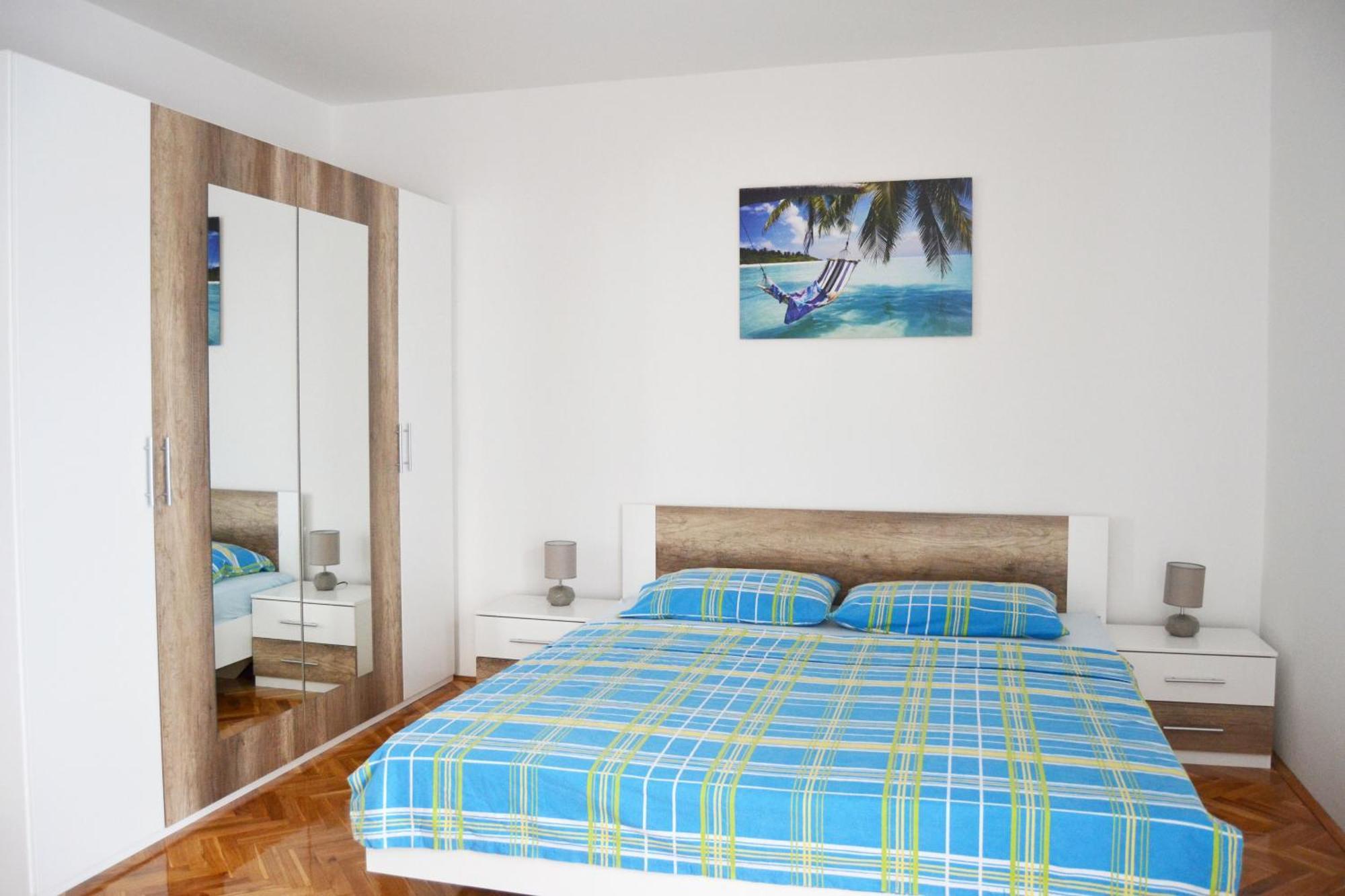 Apartments Mikulic Biograd Na Moru Rum bild