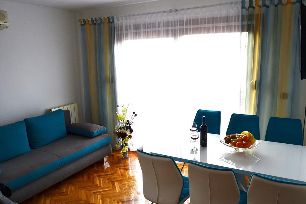 Apartments Mikulic Biograd Na Moru Exteriör bild